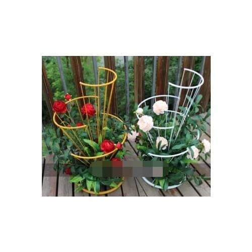 New wedding props iron art flower arrangement guide fan-shaped wedding table flower design creative t stage road lead floral fur