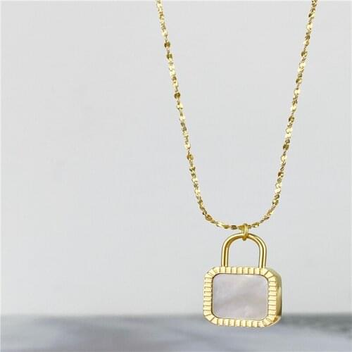 Light luxury small double-sided square padlock necklace female design 2021 new INS cold dark bracket chain