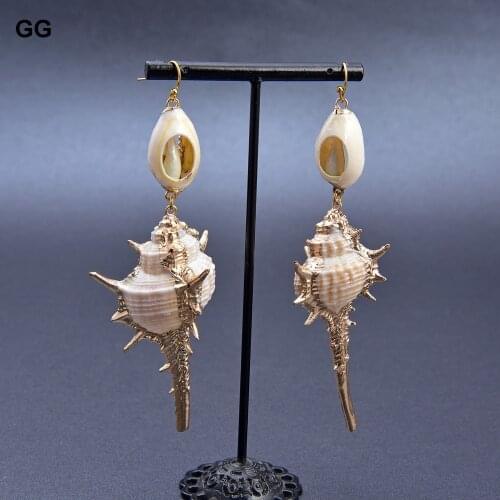 GuaiGuai Jewelry Natural Cowrie Shell SeaSnail Golden plated Drop Hook earrings