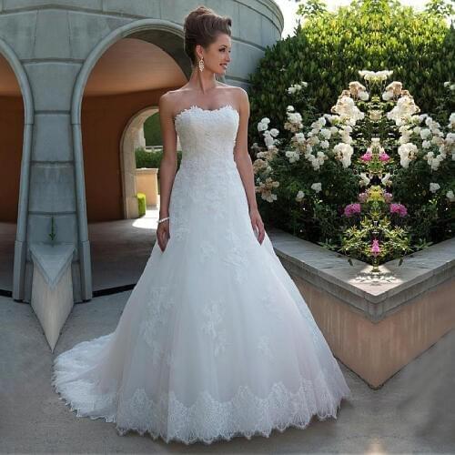 Strapless Neckline Wedding Dress A Line with Lace Appliques Backless Zipper Bride Dress Vestidos De Novia 2019 Robe de Mariee