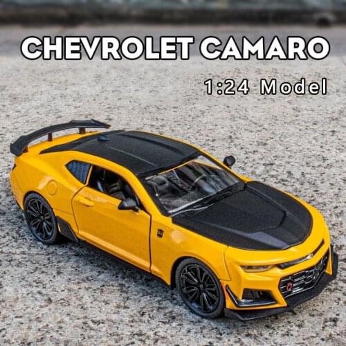 1:24 Chevrolet Camaro Car Model Simulation Sound And Light Pull Back Alloy Toy Car Model Bumblebee Collection Ornament Car Model
