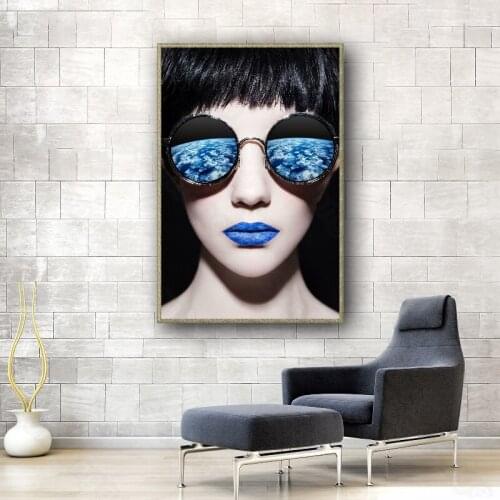 Figure Painting Model Blue Sunglasses Lips Nordic Decorative Painting Porch Living Room Corridor Study Room Hotel Painting