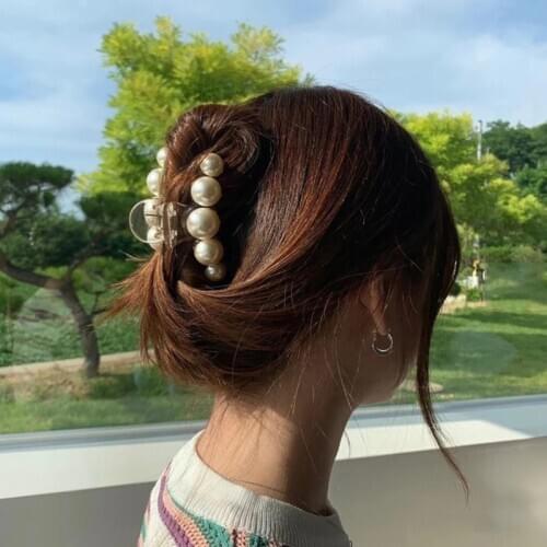 1pcs Women Big Pearl White Black Hair Clips Big Size Small Makeup Chunky Hair Accessories for Girl Bla Hairpin Pearl HairClips