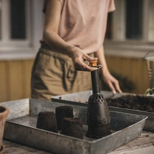 Manual Soil Block Machine Gardening Tools Plants Soil Abrasive Tools Cultivating Soil Tools Plant Seeds Mulching Model