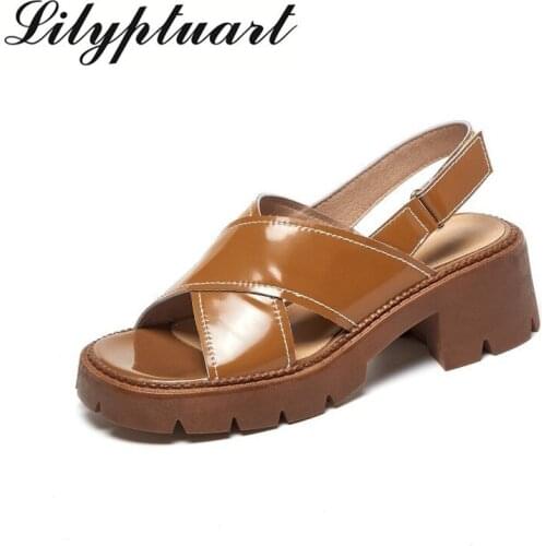 In The Summer of 2021 Womens New Leather Thick Heel Sandals Are Casual, Comfortable Wear-resistant and Non-slip Sandals