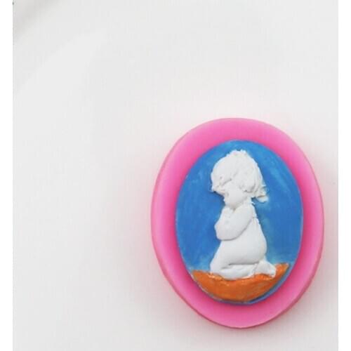 Praying little girl fondant silicone mold Epoxy plaster mold DIY baking chocolateCake decorating tools