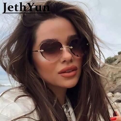 New Rimless Pink Heart Sunglasses Tinted Lens Cute Sexy Womens Sun Glasses Trendy Fashion Vintage Heart Glasses UV400