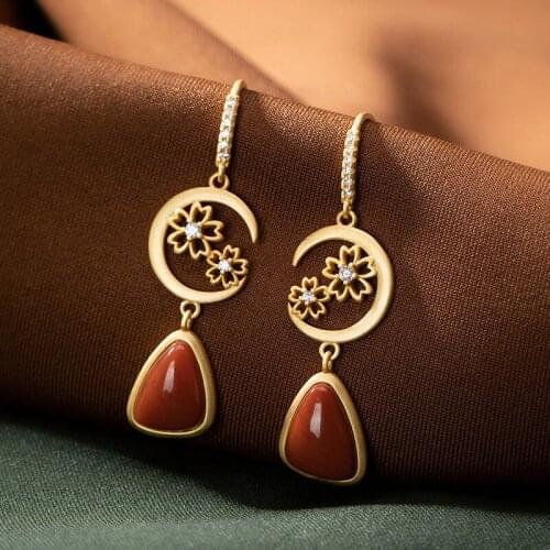 S925 Sterling Silver South Red Earrings Simple All-Matching Graceful Retro Niche Design Small Moon Jade Earrings Jewelry