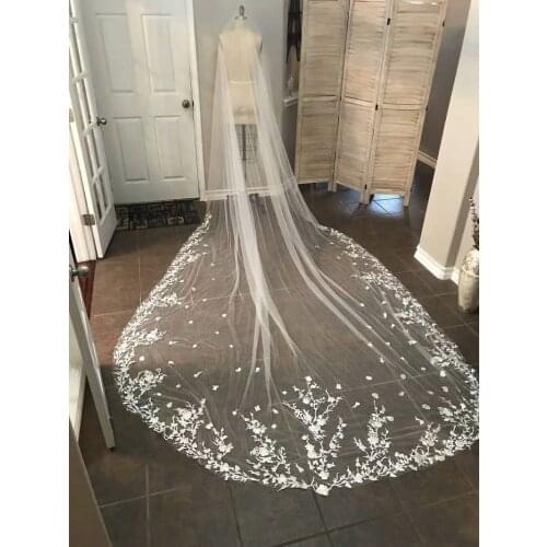 White Ivory Cathedral Wedding Long Veils Soft 3 M 4 M 5 M Lace Edge Bridal Veil with Comb Wedding Accessories Bride Wedding Veil