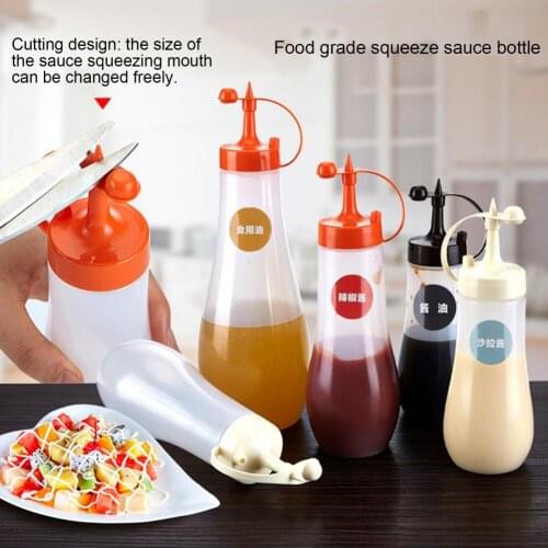 250ml/360ml/480ml/720ml Squeeze Bottle No Odor Small Outlet Multi-functional Plastic Condiment Squeeze Squirt Bottles with Lids
