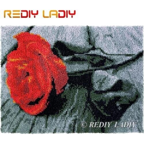 Latch Hook Rug Red Rose Plush Wall Tapestry Kits DIY Carpet Rug Chunky Yarn Cushion Arts & Crafts Crochet Floor Mat 81*61cm