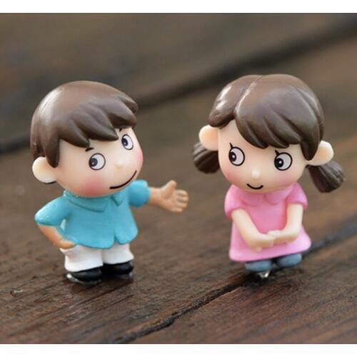 4 pss Cute Shy Couple Decoration Potted DIY sweetheart fairy garden miniature Cartoon Character Small Ornaments home accessories