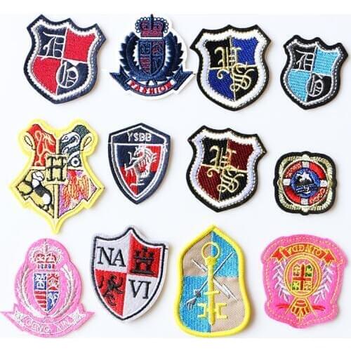 1 Pcs Royal Shield Medal Icon Embroidered Iron on Patches for Clothing DIY Stripes Clothes Patchwork Stickers Custom Badges