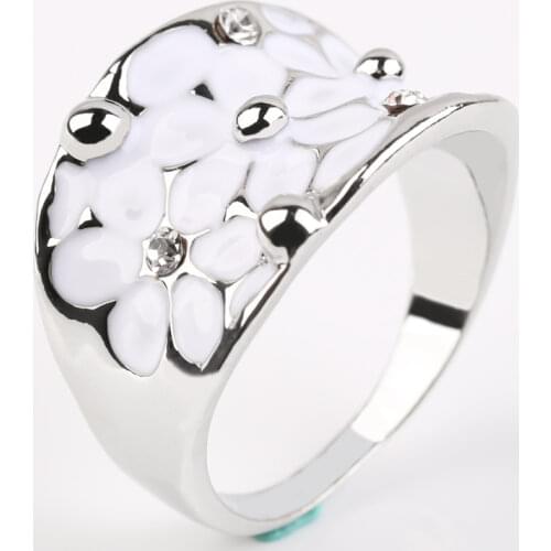 2021 New Fashion Enamel White Plum Blossom Rings for Women Party Accessories Silver Color Wide Ring Charm Jewelry