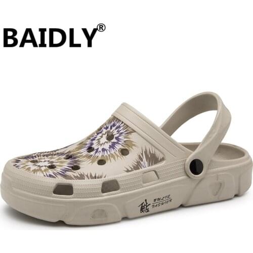 Men Sandals Slippers Summer Beach Men Shoes Comfortable Lightweight Men Sneaker New Cheap Water Slippers Sandals Male