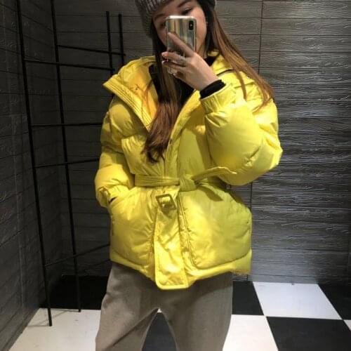 Short down jacket women 2021 new belt white duck down fashion thin and light yellow bread jacket