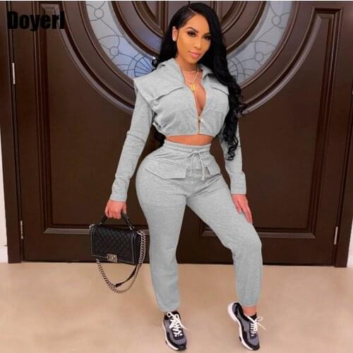 Hoodies Women Casual Two Piece Tracksuit Set Crop Top and Drawstring Pants Set Sweatsuits for Women Joggers Suit Sets Wholesale
