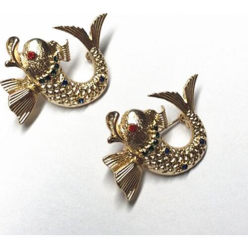 New European and American style alloy plating gold inlaid green red ink blue semi-precious goldfish brooch