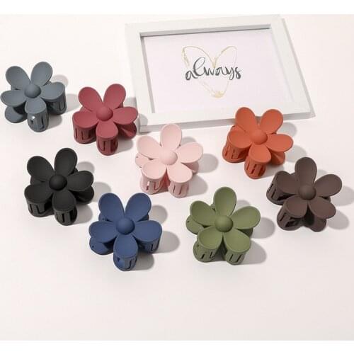 Hair Accessories Hair Claw Frosted Hair Clip Flower Hairpins Spring Candy Plastic Hairgrips Cute Headwear Barrettes Hair Claws