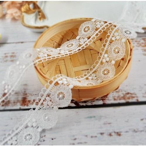 3 Meters Pretty Hollow Delicate Ivory Lace Trim Pretty Lace Ribbon DIY Crafts/Costume/Sewing Material 3cm Width