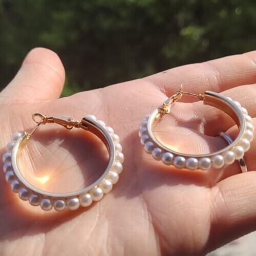 Statement Earrings for Women Simple Gold Color Metal Pearl Hoop Earrings Fashion Big Circle Hoops Party Engagement Jewelry