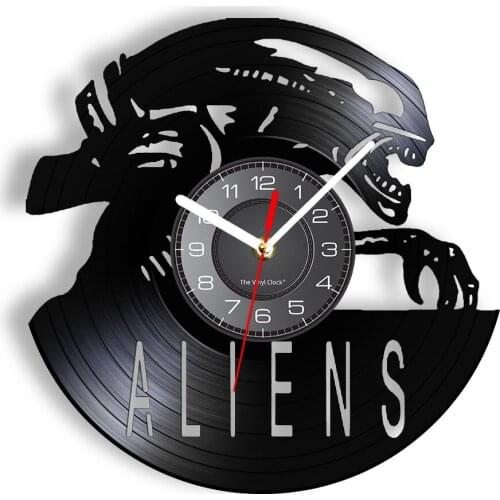 Alien Xenomorph Monster Warior Vinyl Record Wall Clock Alienware ET Wall Art Clock Outer Space Cosmic Home Decor Wall Watch