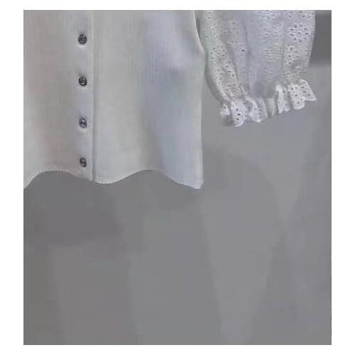 2021 Early Autumn Hollow Flower Puff Sleeve Stitching Solid Color Knitted Shirt Women Blouse