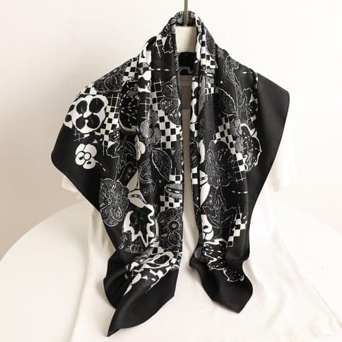 New Twill Headscarves Square Scarf For Women Fashion Print Kerchief Stirp Neck Shawl Lady Hand Bag Hijab Foulard 2021 Bandana