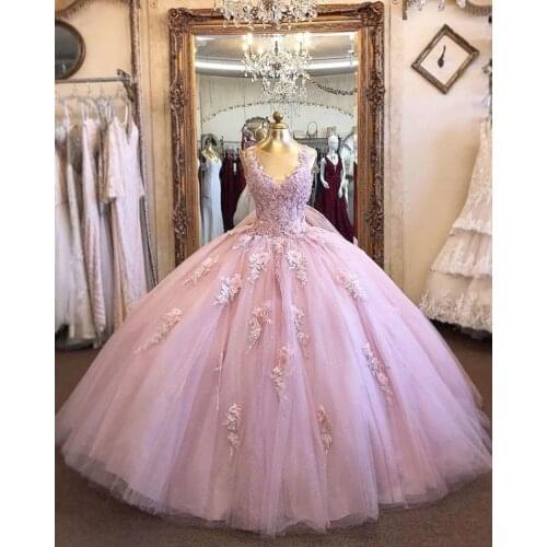 Charming Scoop Neck Ball Gown Quinceanera Dresses 15 Party Formal Appliques Tulle Floor-Length Masquerade Birthday Gowns Lace-up