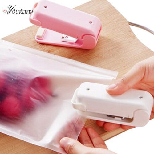 OYOURLIFE Creative Kitchen Multifunctional Garlic Press Transparent Grillers Food Grinder Pressure Garlic Grind Kitchen Goods