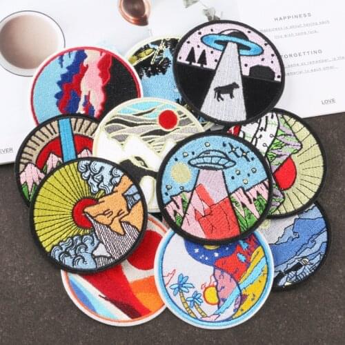 Round landscape Planet Patch for Clothing Iron on Embroidery Applique Cute Fabric Badge DIY phone case Apparel Accessories