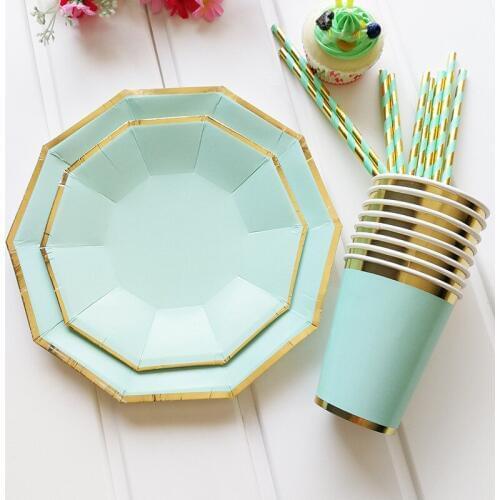 QWWSS Straws For The Holidays