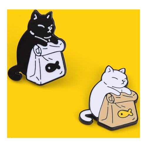 Cute Black White Cats Enamel Lapel Pin Bag with Fish Brooch Backpack Accessories Badge Gift for Friend Custom Support Wholesale