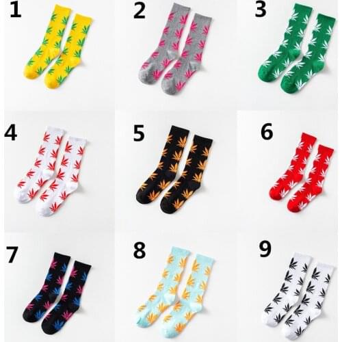 Fashion 1Pair Stockings Comfortable High Quality Cotton Socks Leaf Maple Leaf Casual Long Weed Crew Sock Autumn Winter