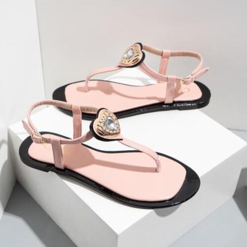 2021 Summer Women sandals Fashion Heart shaped rhinestone flat Sandals Woman High Quality folder Toe slippers Ladies sandals