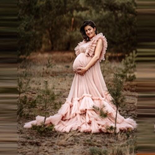 Chic Pink Tulle Materntiy Dresses Puffy Shoulder Long Length With Train Ruffles Custom Made Women Pregnancy Gowns