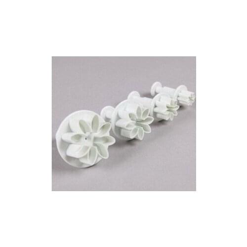 New Daisy Plunger Cutter, Set of 4
