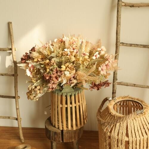 New style High Quality Champagne Artificial Flower Decorative Eucalyptus Flower Bouquet Home Wedding Party Decoration