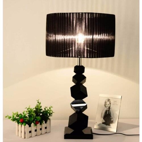 Free Shipping Modern Simple Black Crystal Table Lamp Bedside Lamp For Living Room Hotel Guest Room Master Bedroom Bedside Lamp