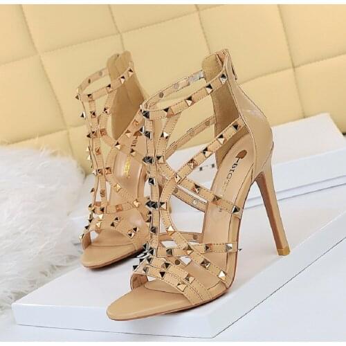 High Heels Sexy Nightclub Super High Heel Metal Rivets Summer Womens Shoes Sandals Roman Shoe Comfortable Sandal Stiletto Heels