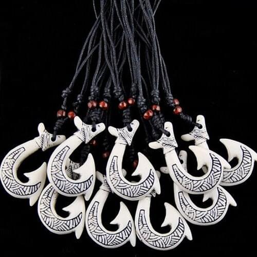 Lot 12pcs faux Yak bone Maori Matau Fish Hook pendants Necklaces gifts mn621