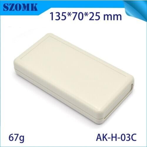 5 pcs, 2AA battery plastic box 135*70*25mm plastic enclosure plastic electronic enclosure distrubition enclosure