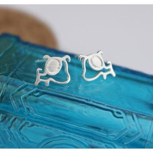 Fashion Cute Hollow Dog Doggie Stud Earrings for Women Girls Creative Jewelry Gifts Female 925 Silver Earrings Accessories SE167