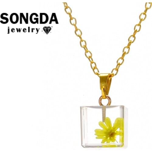 SONGDA Creative Square Necklace Elegant Transparent Glass Style Inlaid With Colorful Eternal Flower Ladies Jewelry Pendants Gift