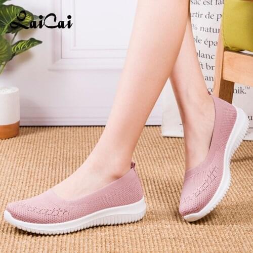 Women Casual Shoes Light Sneakers Breathable Mesh Summer knitted Vulcanized Shoes Outdoor Slip-On Sock Shoes Plus Size Tennis 0