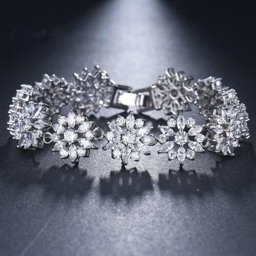 ORZTOON Vintage Geometry Zircon Pattern Big Snow Flower Bracelets for Women Elegant Silver Color Bracelet Trendy Female Jewelry