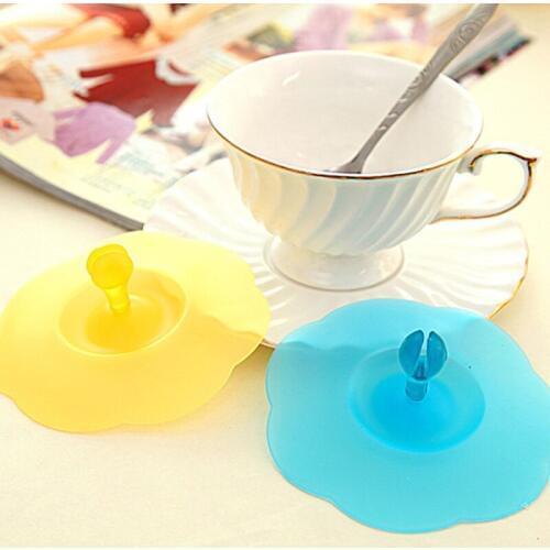 1PCS Silicone Water Cup Lid Anti-Dust Cup Cover Can Be Fixed a Spoon Mug Cover For Girl Gift Suction Seal Coffee Tea Cup Lids