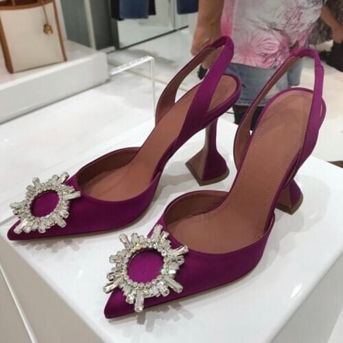 Hemegot Suede Pumps