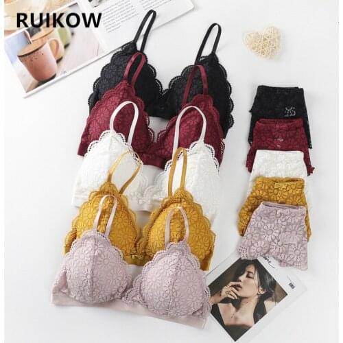 Sexy Lace Wire Free Bras G-String Set Female Thin Triangle Cup with Detachable Paded Two Piece Bras and Panties Lingeria Women