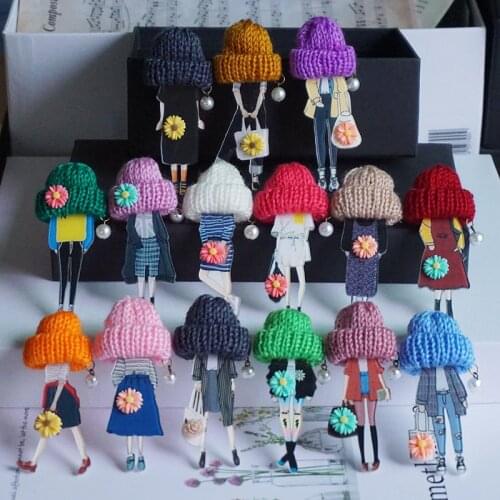 A Set 15 Pieces Cute Model Girls Booch Hat Hanging Beads Brooch pin for Woman Lady Lovely Pins Badges Clothing New Year Gifts